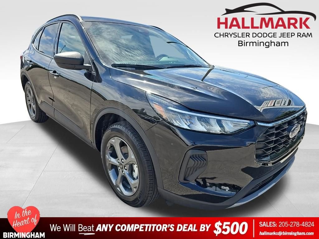 Used 2025 Ford Escape ST-Line AWD/4WD image 1