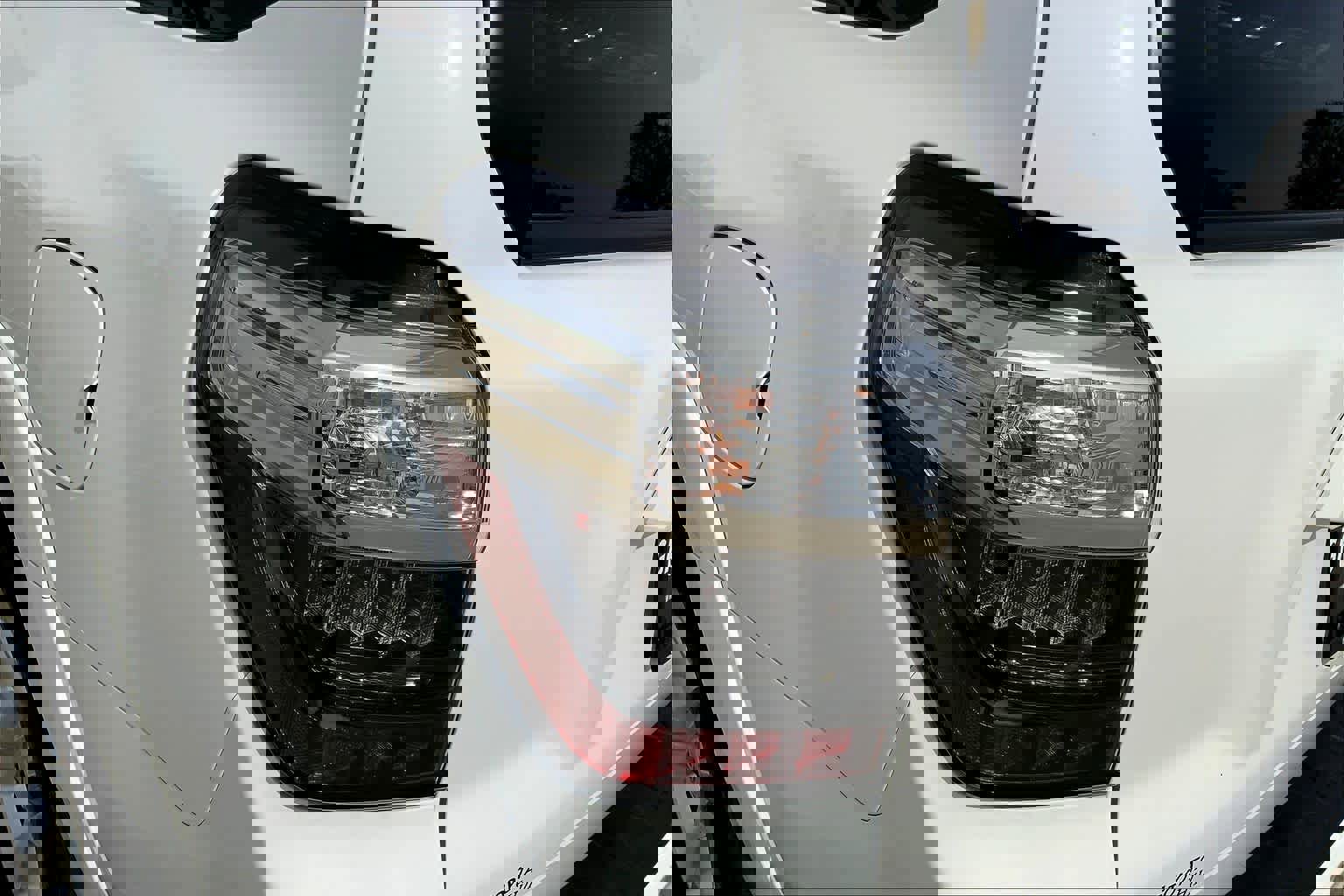 Used 2024 Toyota 4Runner SR5 AWD/4WD image 27