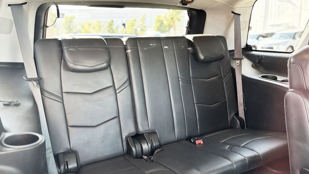 Used 2015 Cadillac Escalade Premium AWD/4WD image 20