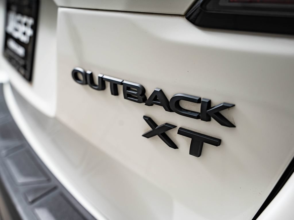 Used 2025 Subaru Outback Onyx Edition XT AWD/4WD image 16