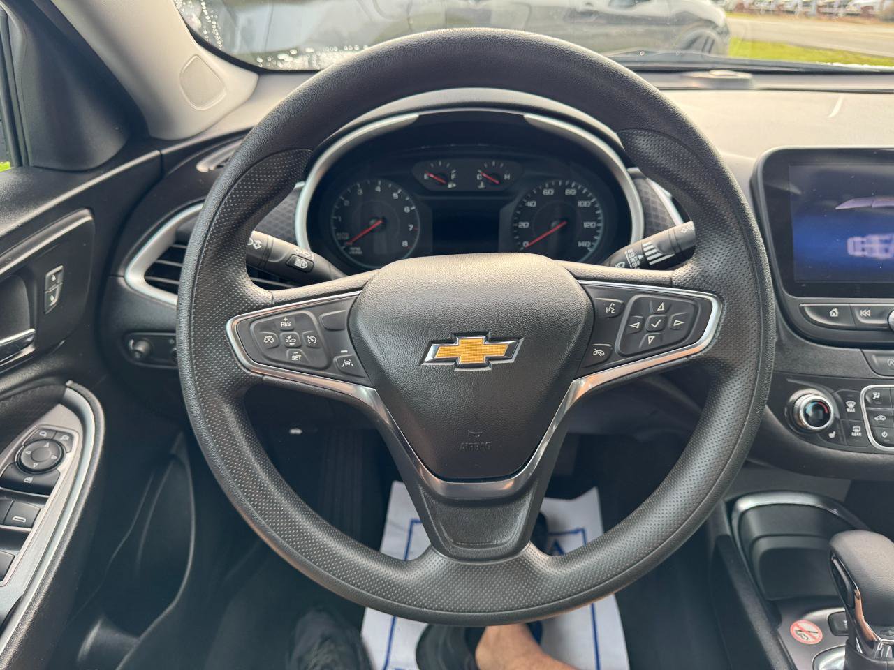 Used 2024 Chevrolet Malibu LT FWD image 25