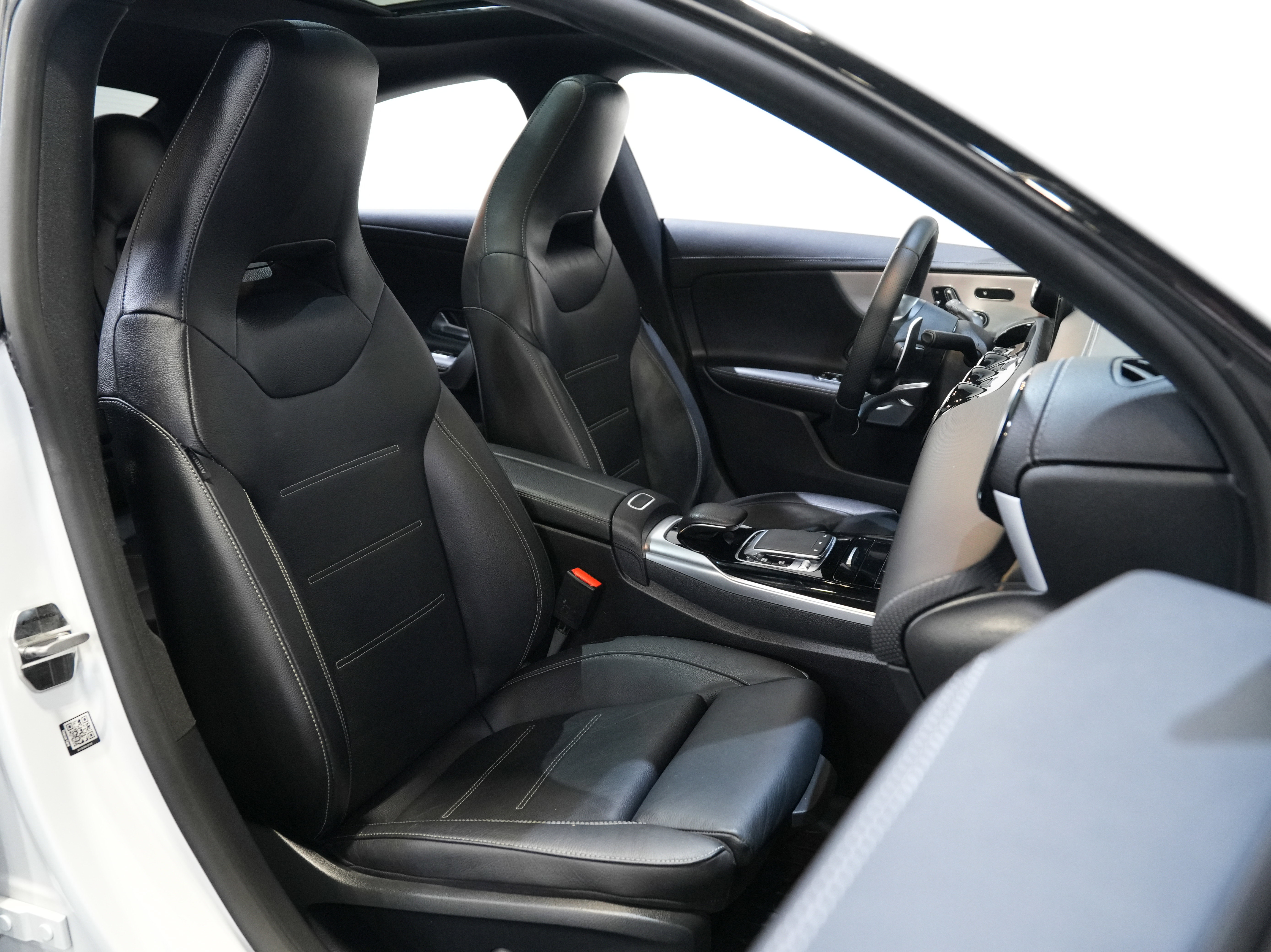 Used 2020 Mercedes-Benz CLA 45 AMG 4MATIC image 35