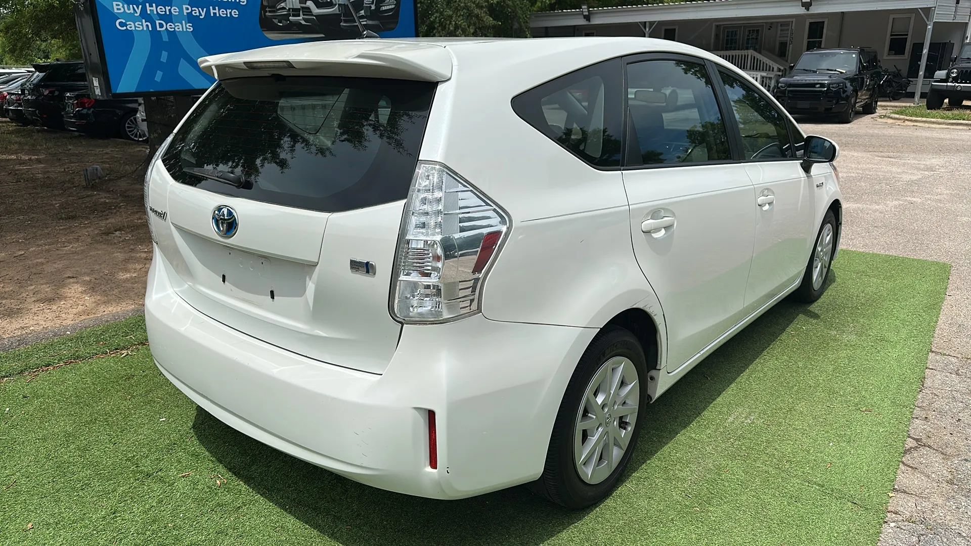 Used 2012 Toyota Prius V Two FWD image 7