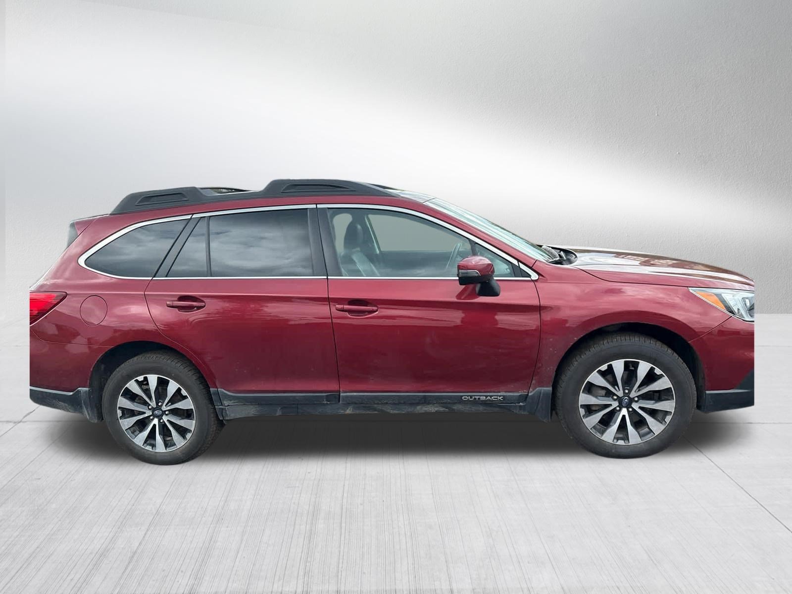 Used 2017 Subaru Outback 2.5i Limited AWD/4WD image 8