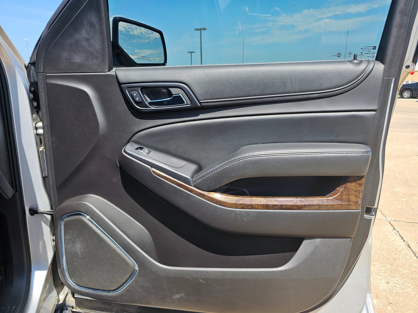 Used 2016 Chevrolet Tahoe LS AWD/4WD image 29