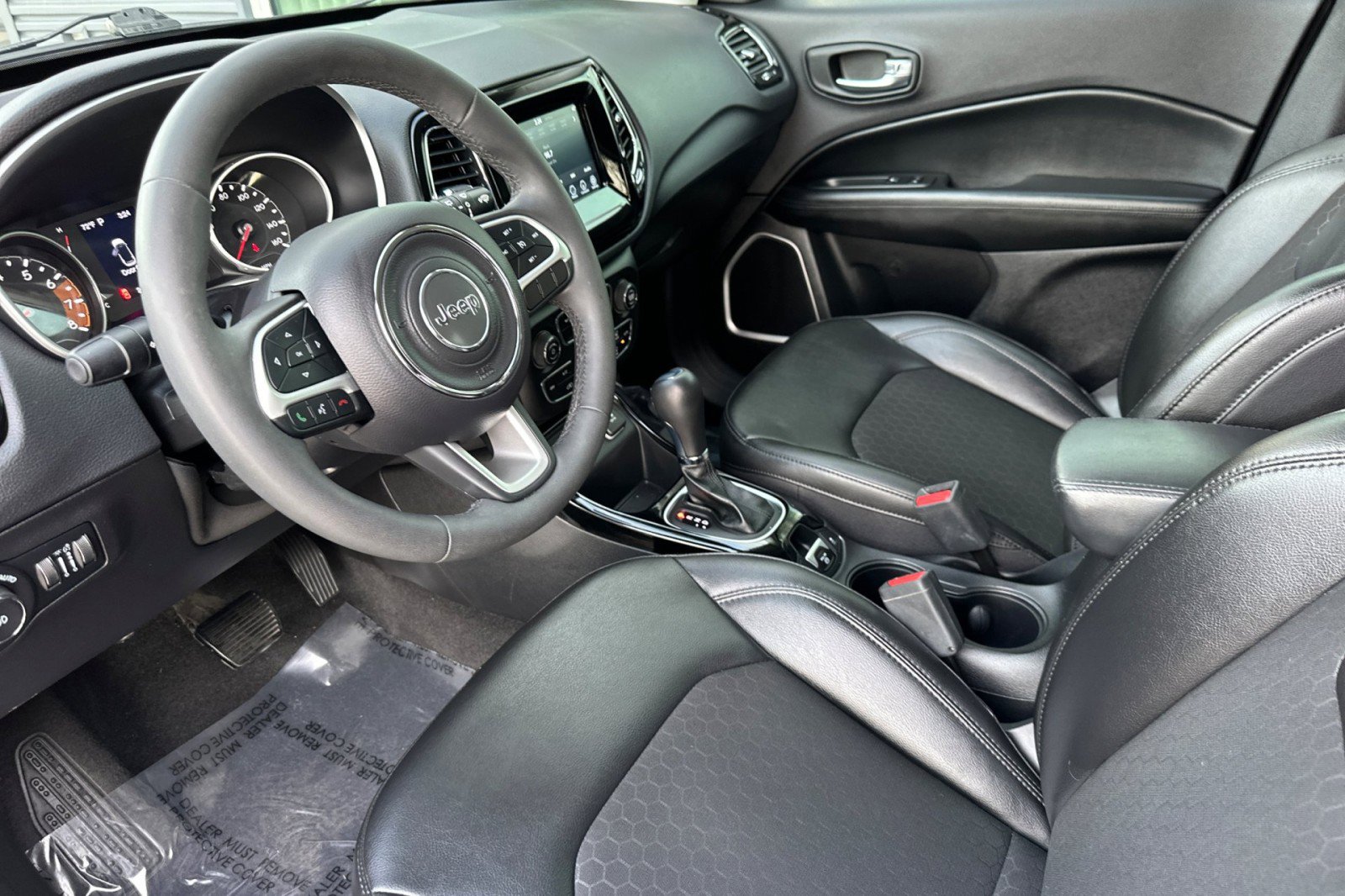 Used 2021 Jeep Compass Latitude image 4