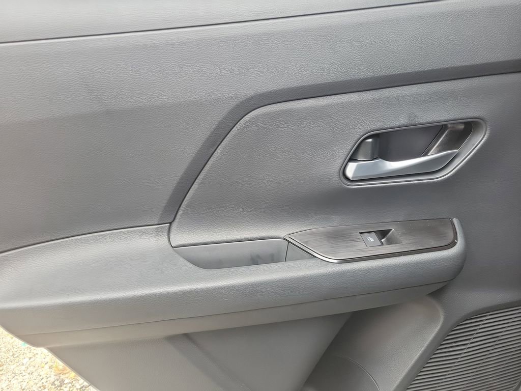 New 2026 Nissan Kicks SV image 11