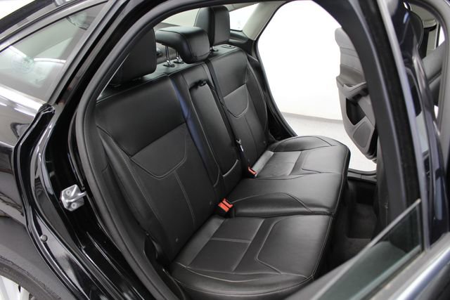 Used 2018 Ford Focus Titanium w/ Titanium Technology Package FWD image 28