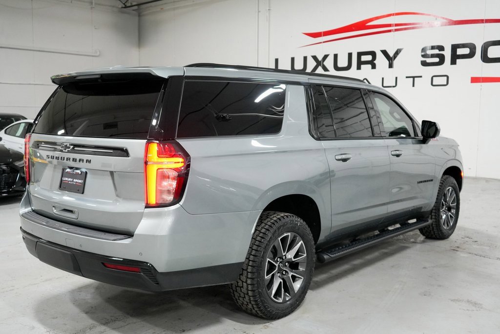Used 2023 Chevrolet Suburban Z71 image 6