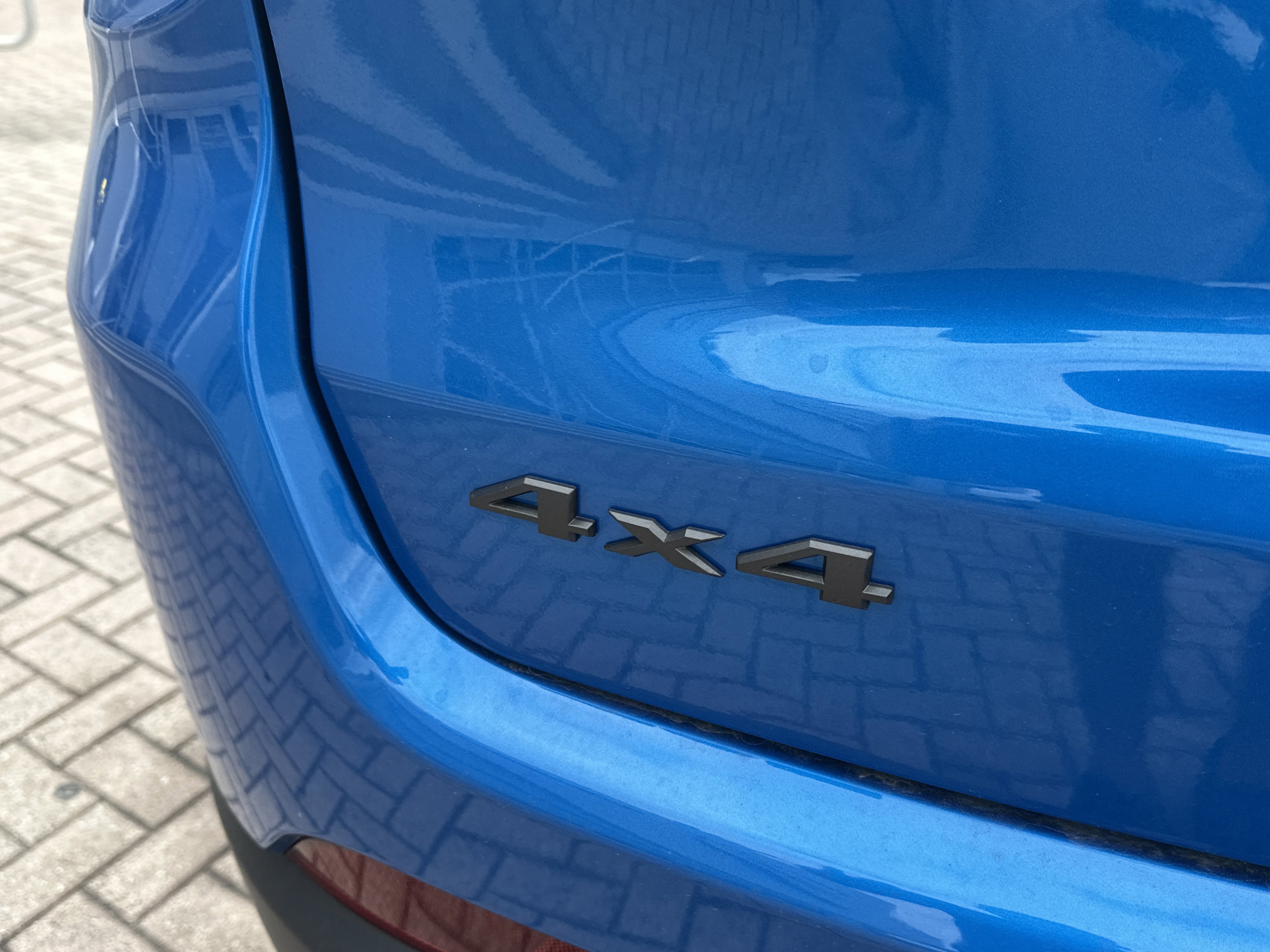 New 2026 Jeep Compass Latitude image 9