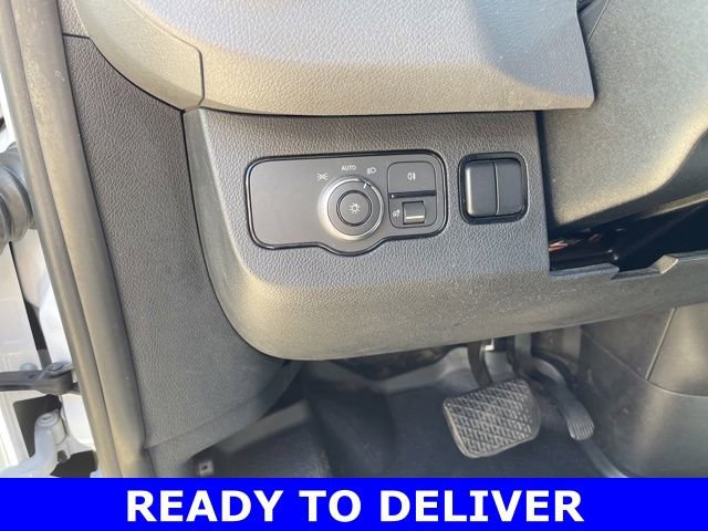 Used 2019 Freightliner Sprinter 144 Cargo image 17