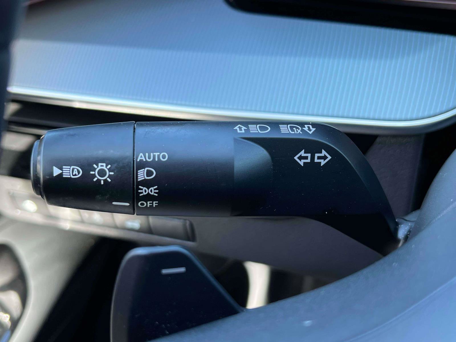 Used 2025 Nissan Murano SL AWD/4WD image 9