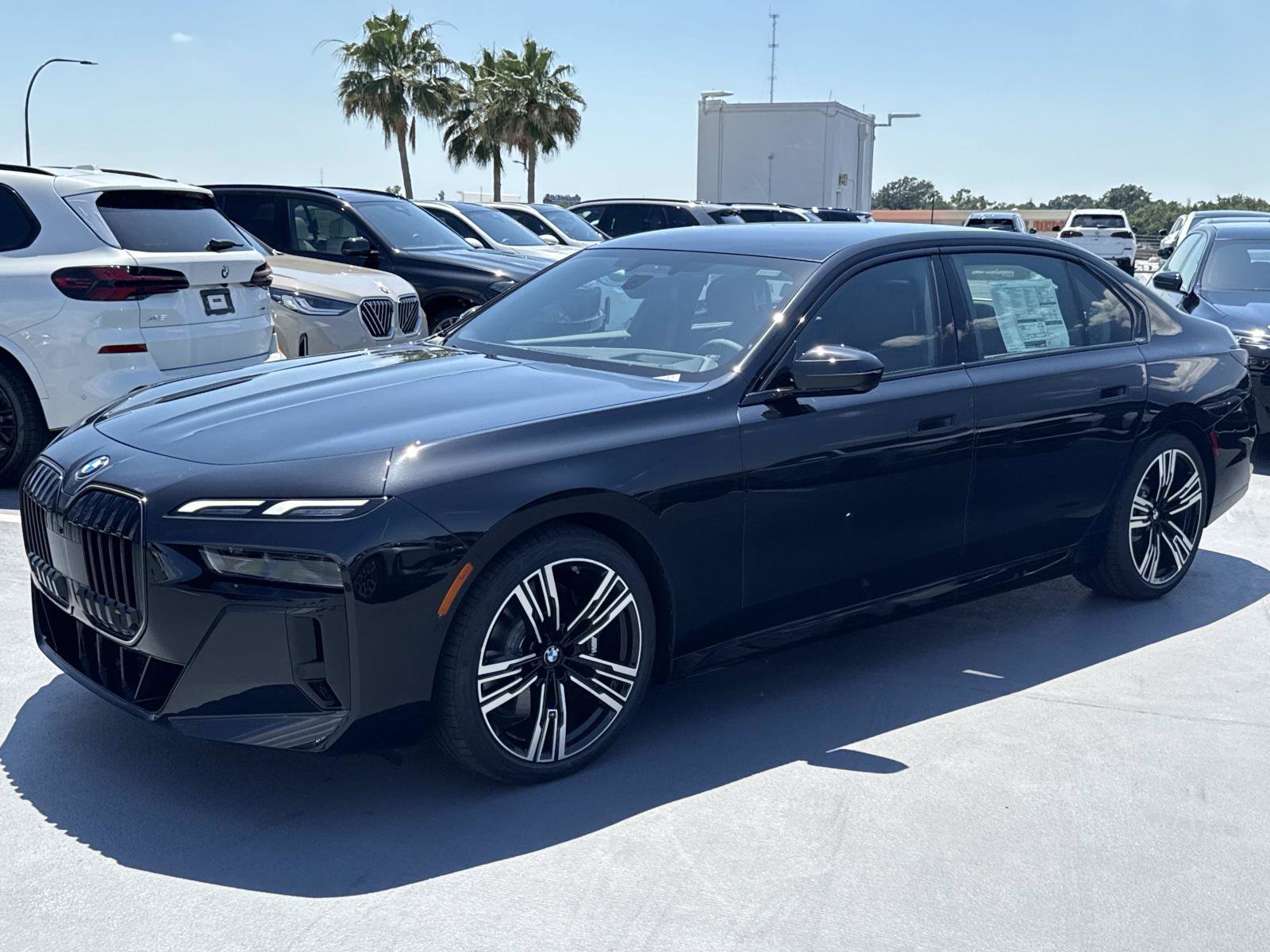 New 2026 BMW 760i xDrive w/ Luxury Rear Seating Package AWD/4WD image 7