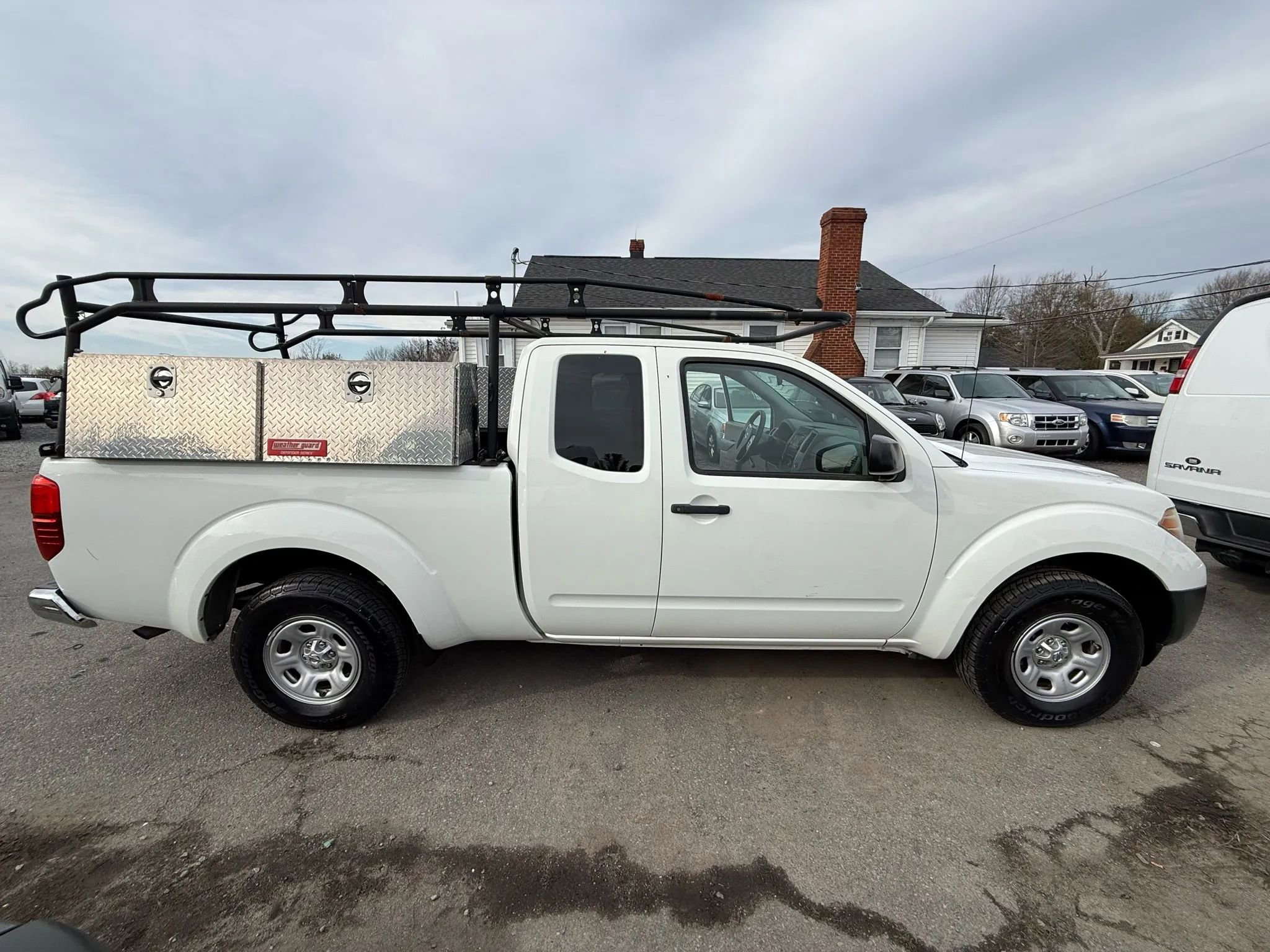 Used 2018 Nissan Frontier S image 51