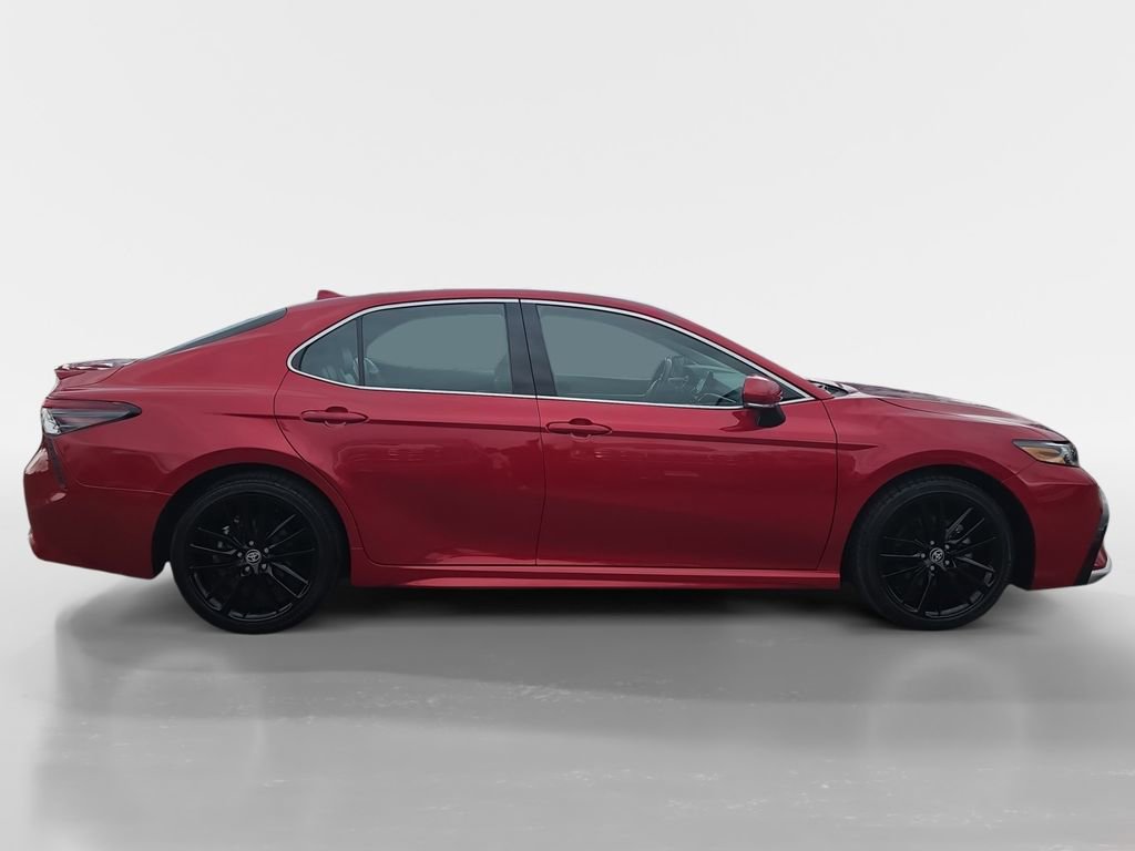 Used 2023 Toyota Camry XSE image 6