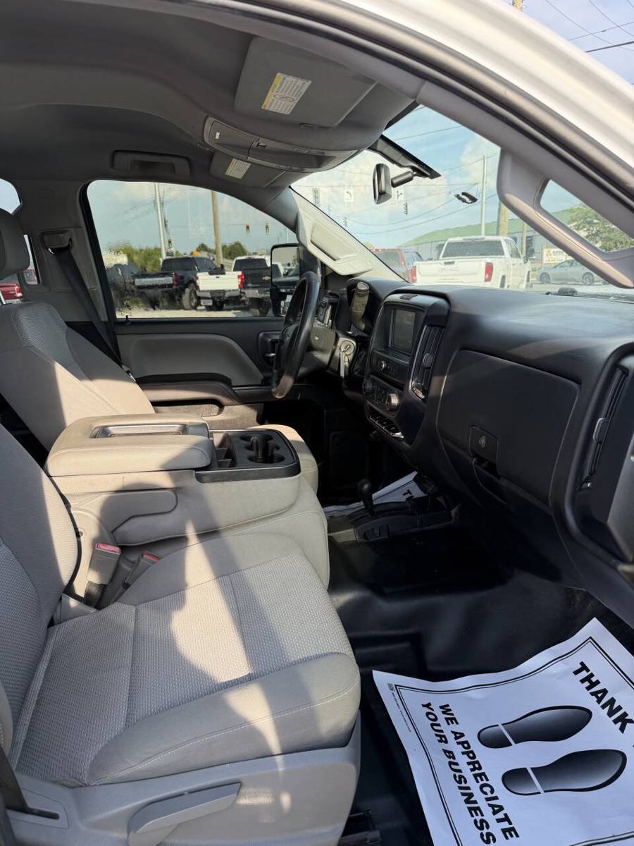 Used 2018 Chevrolet Silverado 2500 W/T w/ WT Convenience Package AWD/4WD image 12