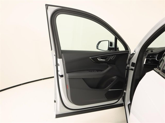 New 2025 Audi Q7 3.0T Premium Plus image 10