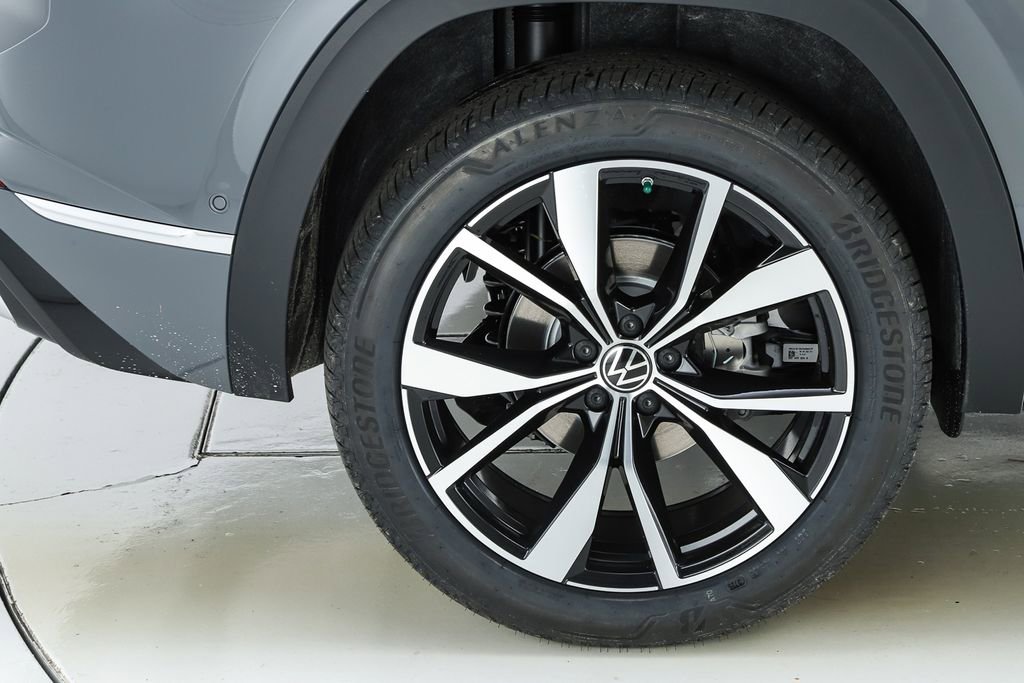 New 2026 Volkswagen Atlas Cross Sport SEL Premium R-Line image 51