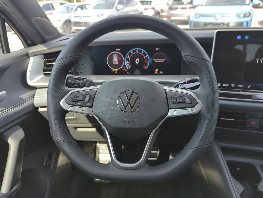 New 2026 Volkswagen Tiguan SE R-Line image 22