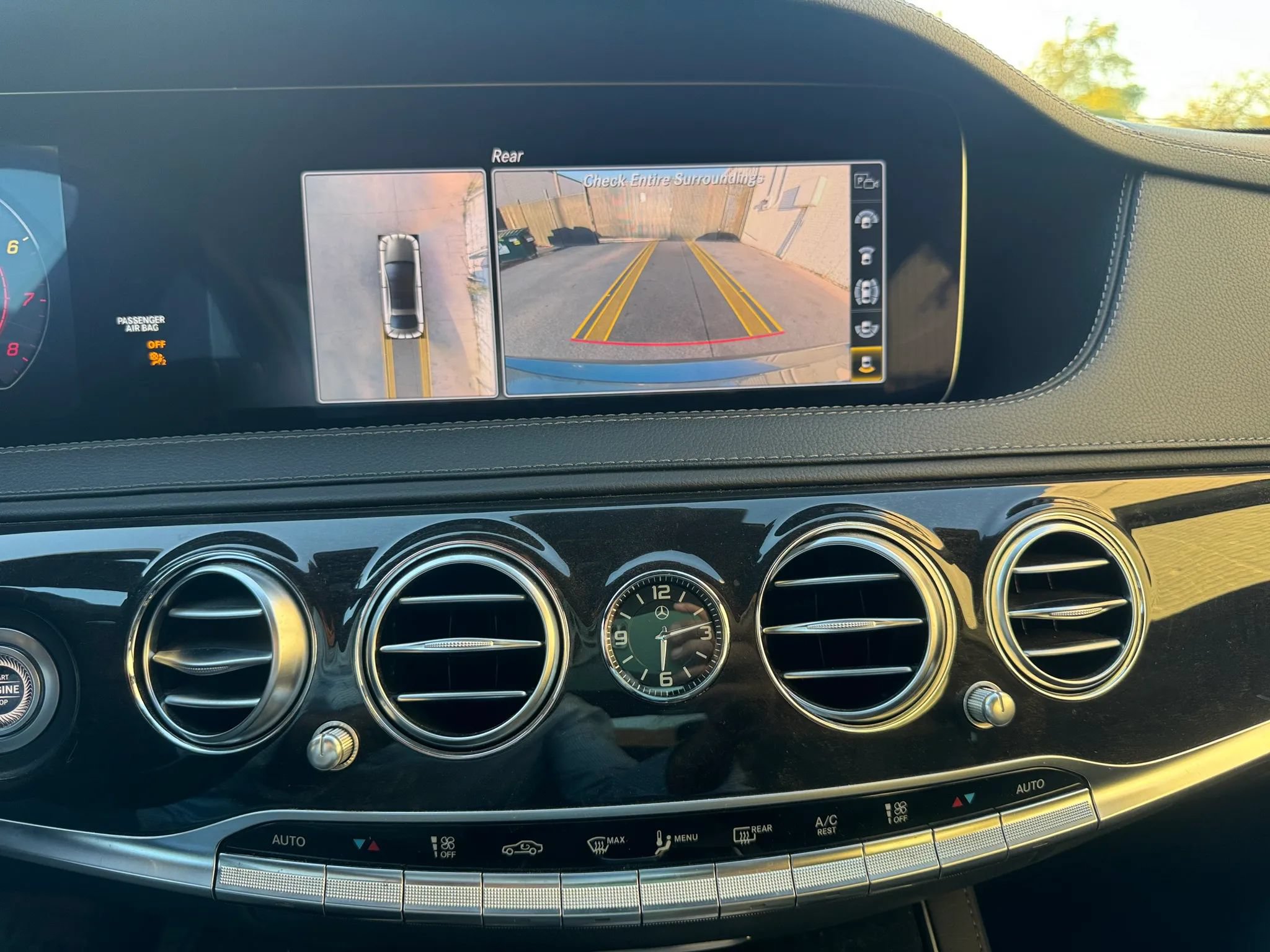 Used 2019 Mercedes-Benz S 560 Sedan image 18