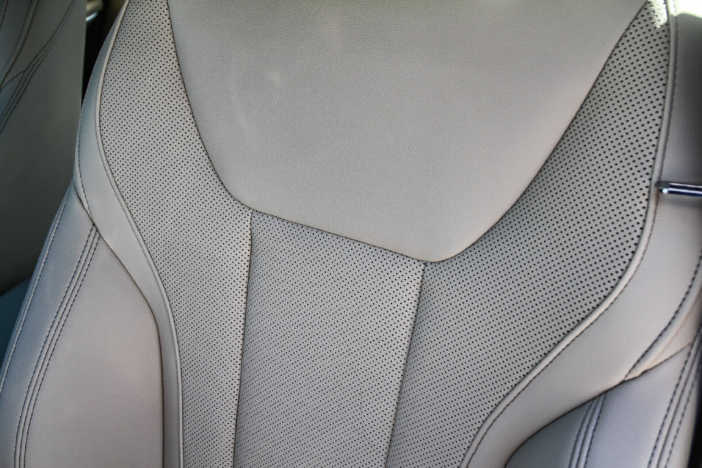 Used 2026 BMW 330i Sedan w/ Convenience Package RWD image 20