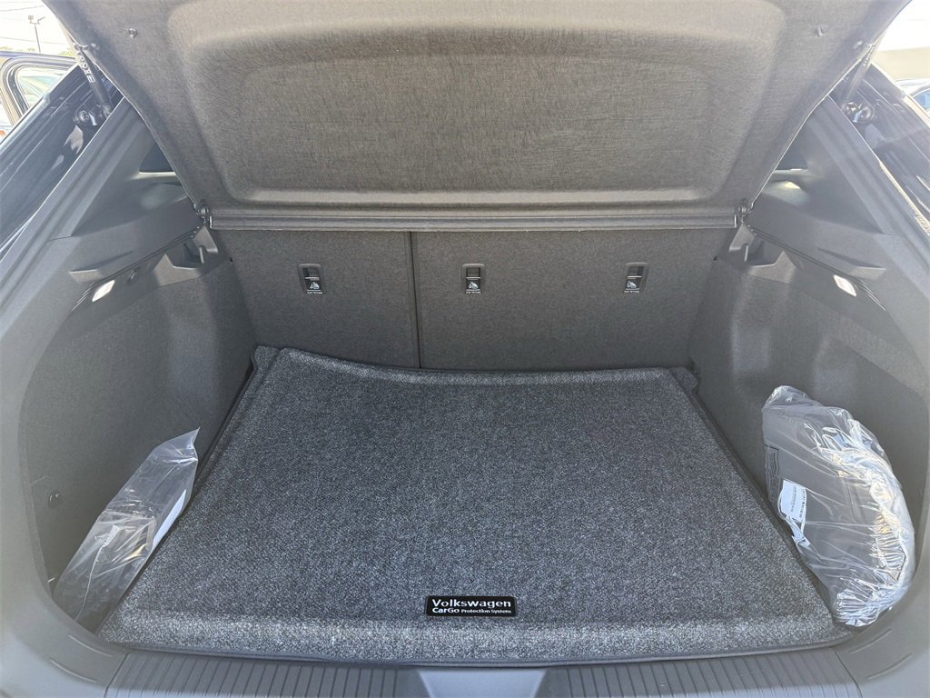 New 2025 Volkswagen ID.4 Pro image 27