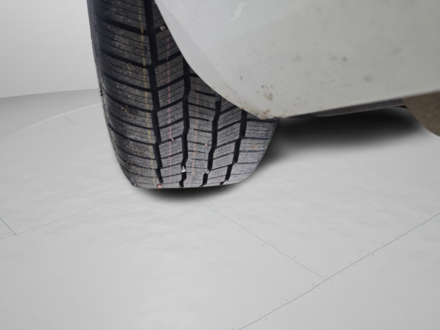 Used 2013 Chevrolet Camaro LT RWD image 27