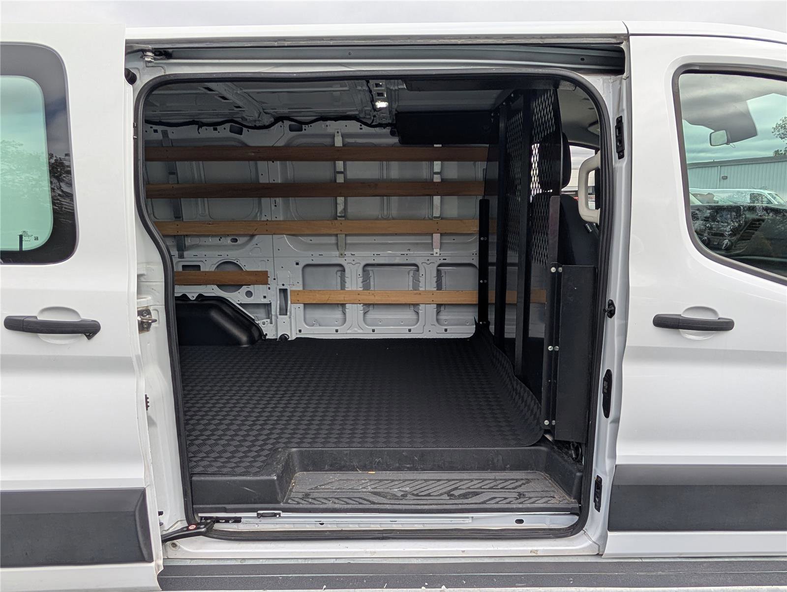 Used 2024 Ford Transit 250 Low Roof w/ Exterior Upgrade Package image 11