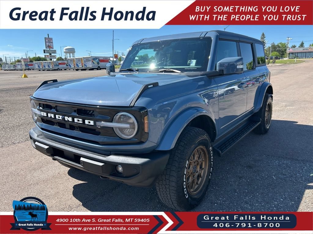 Used 2025 Ford Bronco Outer Banks AWD/4WD image 3