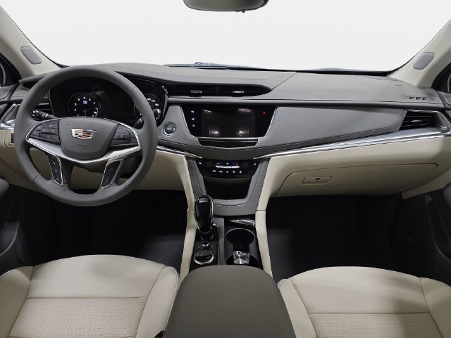 New 2026 Cadillac XT5 Premium Luxury w/ LPO, Floor Liner Package AWD/4WD image 9
