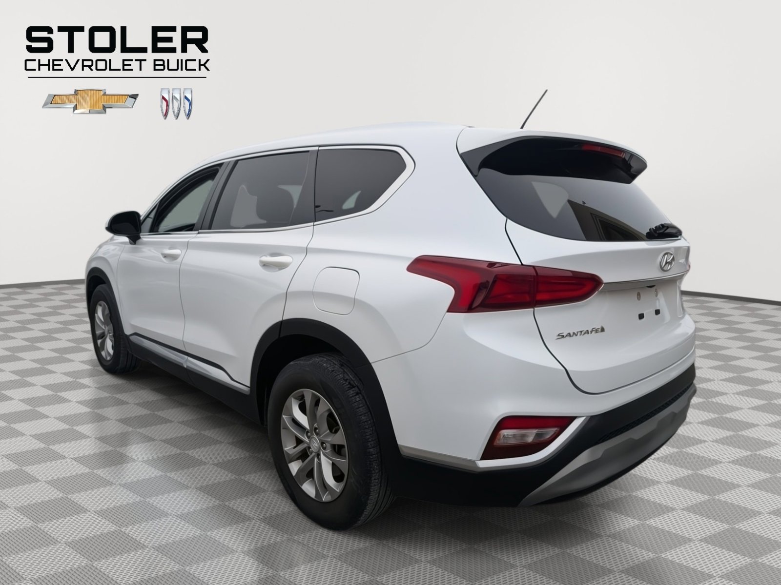 Used 2020 Hyundai Santa Fe SE image 3