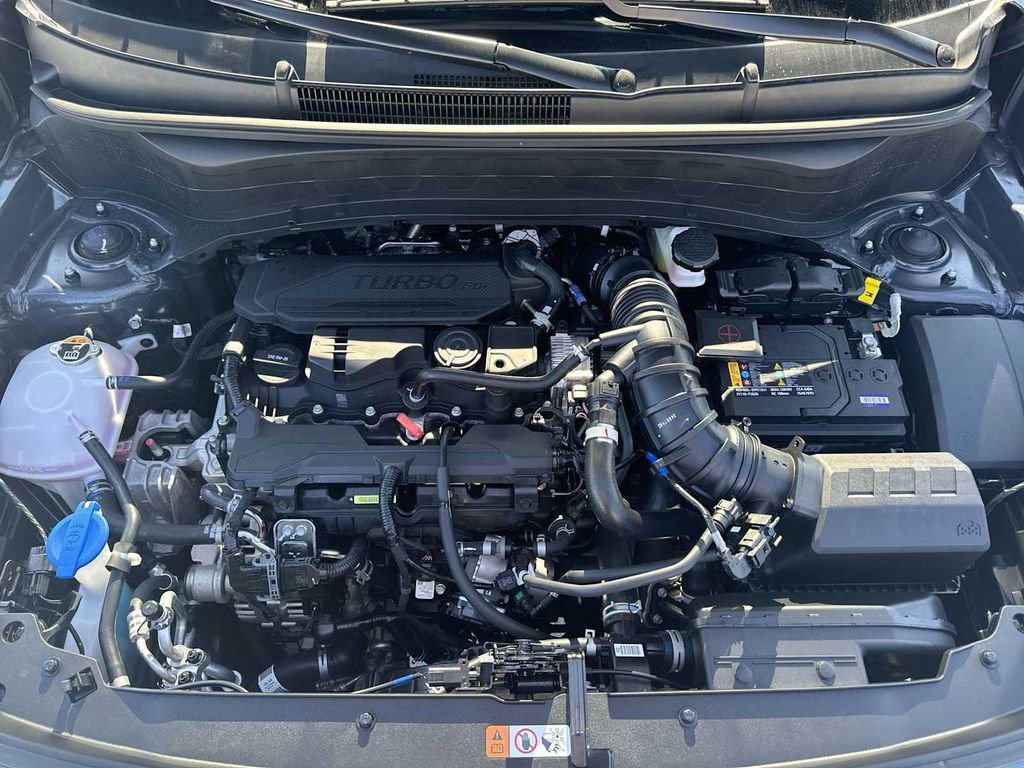 Used 2025 Kia Seltos X-Line AWD/4WD image 18