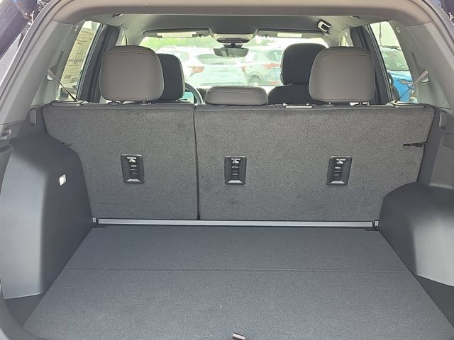New 2026 Chevrolet Equinox LT w/ Safety and Technology Package FWD image 6
