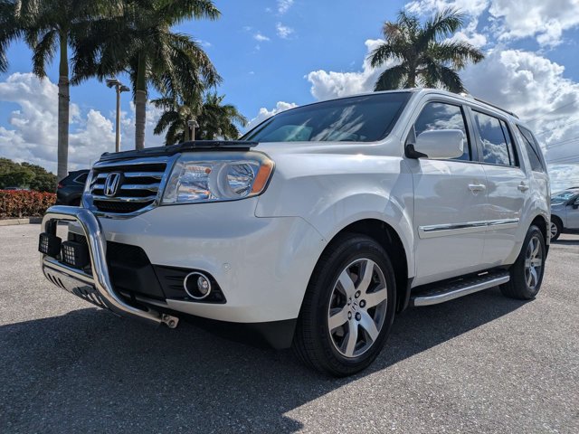 Used 2013 Honda Pilot Touring image 1