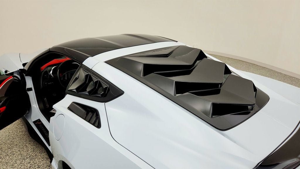 Used 2019 Chevrolet Corvette Stingray Coupe w/ 2LT Preferred Equipment Group RWD image 10