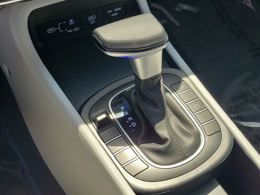 Used 2025 Hyundai Kona SE FWD image 24