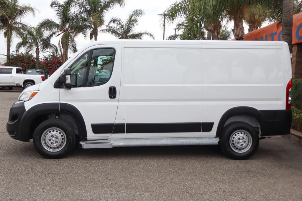Used 2025 RAM ProMaster 2500 w/ U-Haul Equipment Group FWD image 5