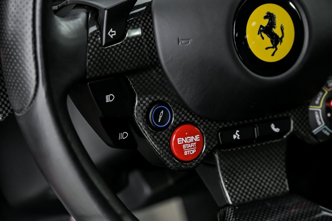 Used 2018 Ferrari 812 Superfast RWD image 25