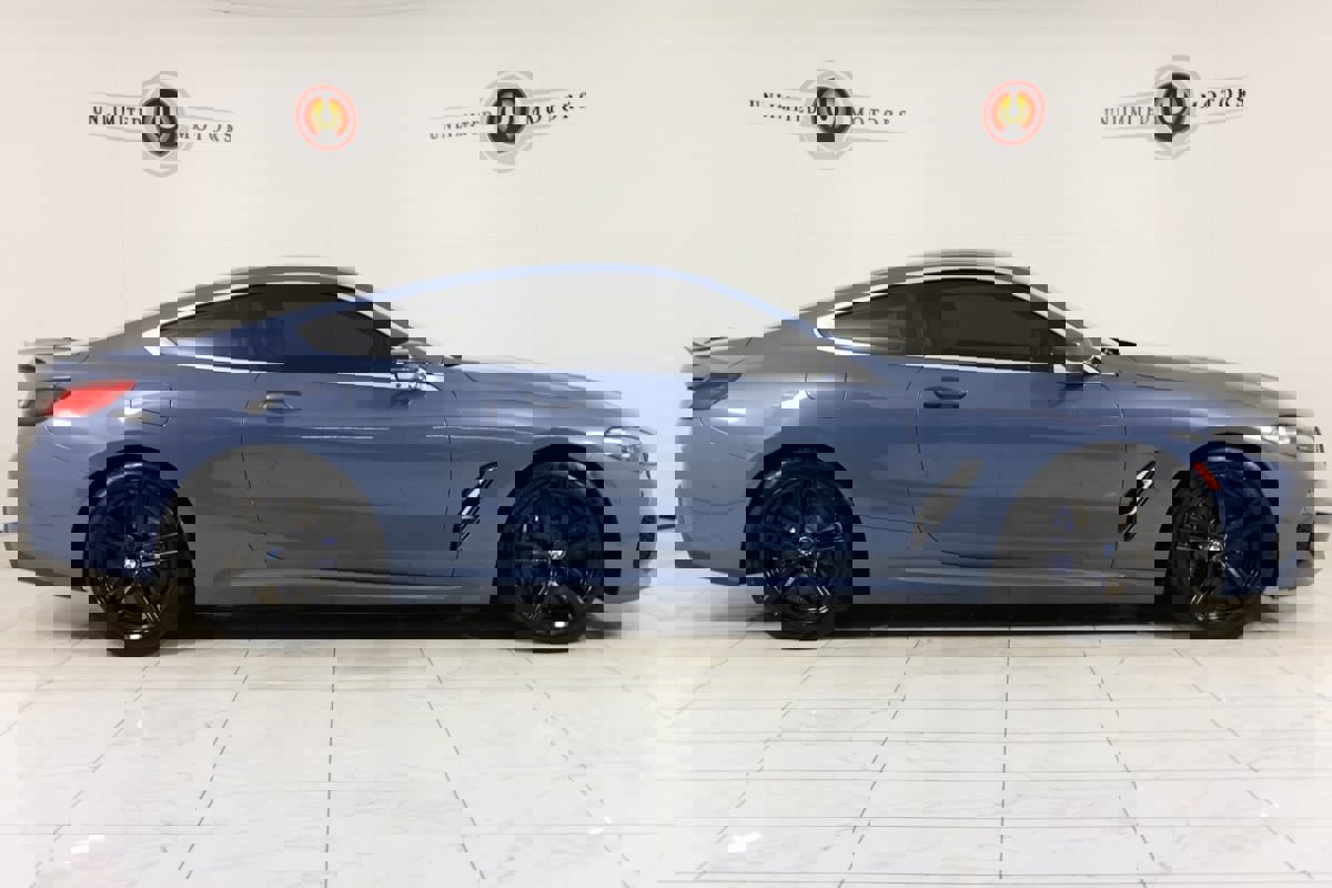 Used 2019 BMW M850i xDrive M850i xDrive w/ Comfort Seating Package image 2