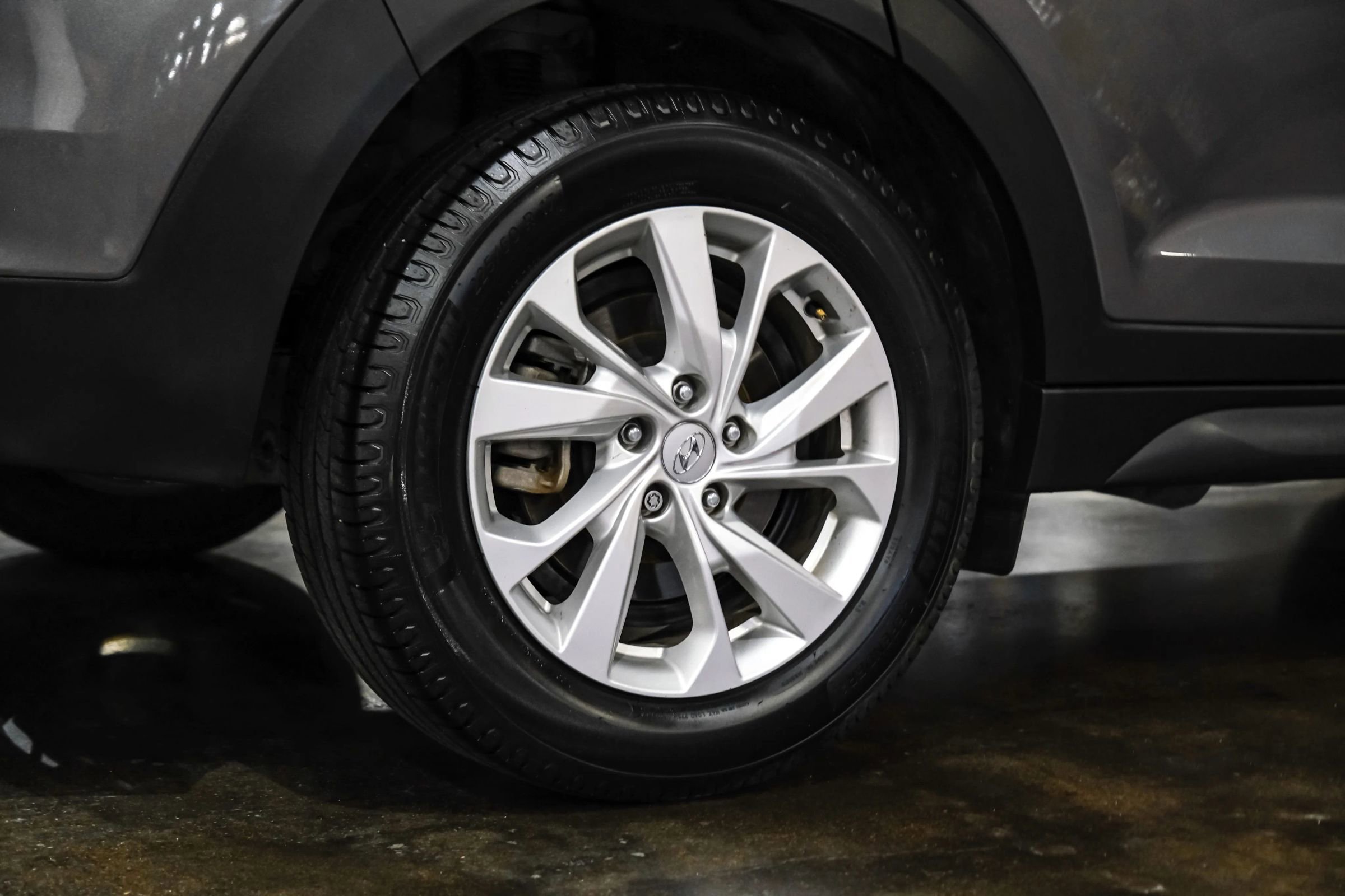 Used 2020 Hyundai Tucson SE image 48
