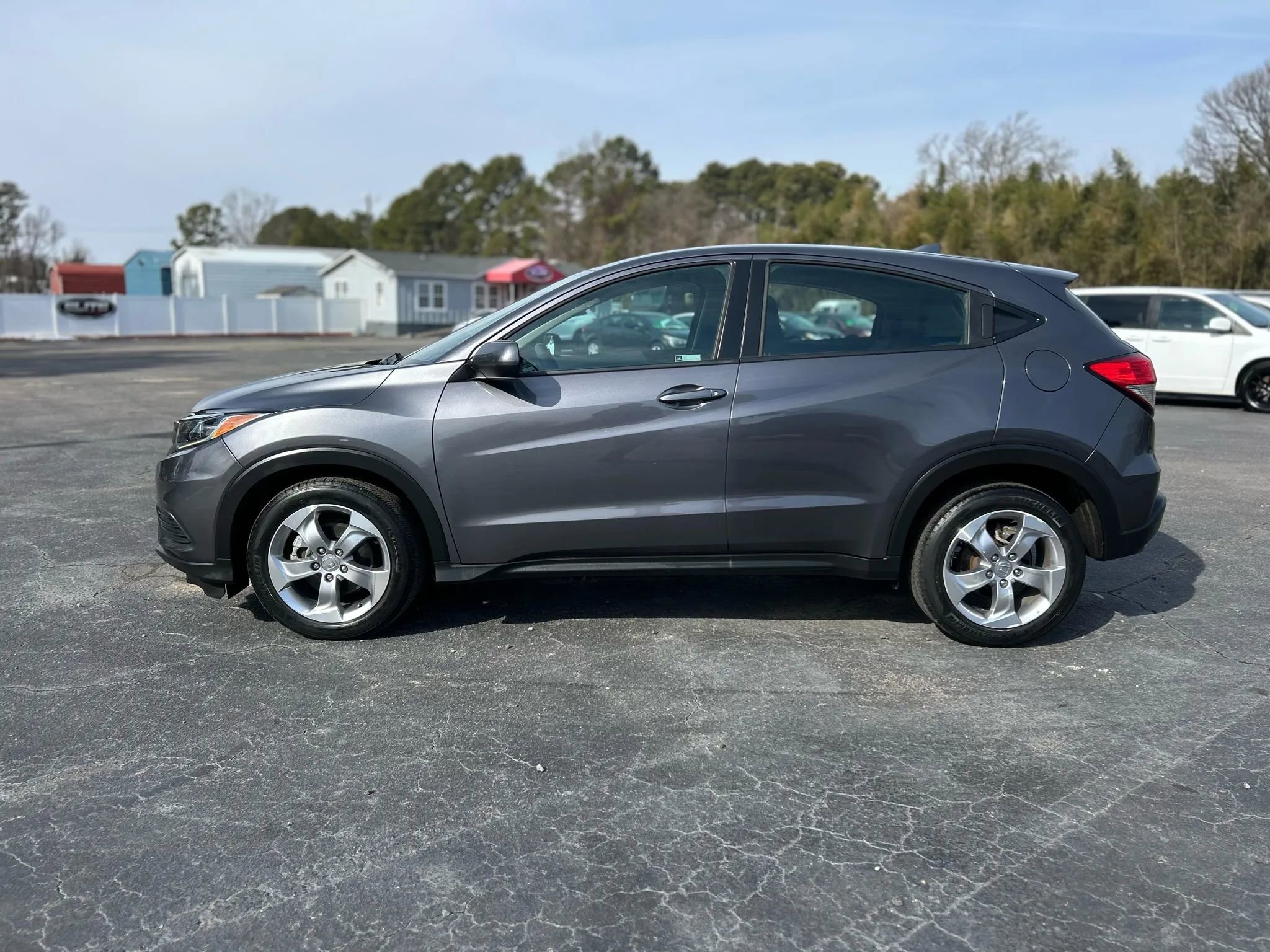Used 2021 Honda HR-V LX image 10