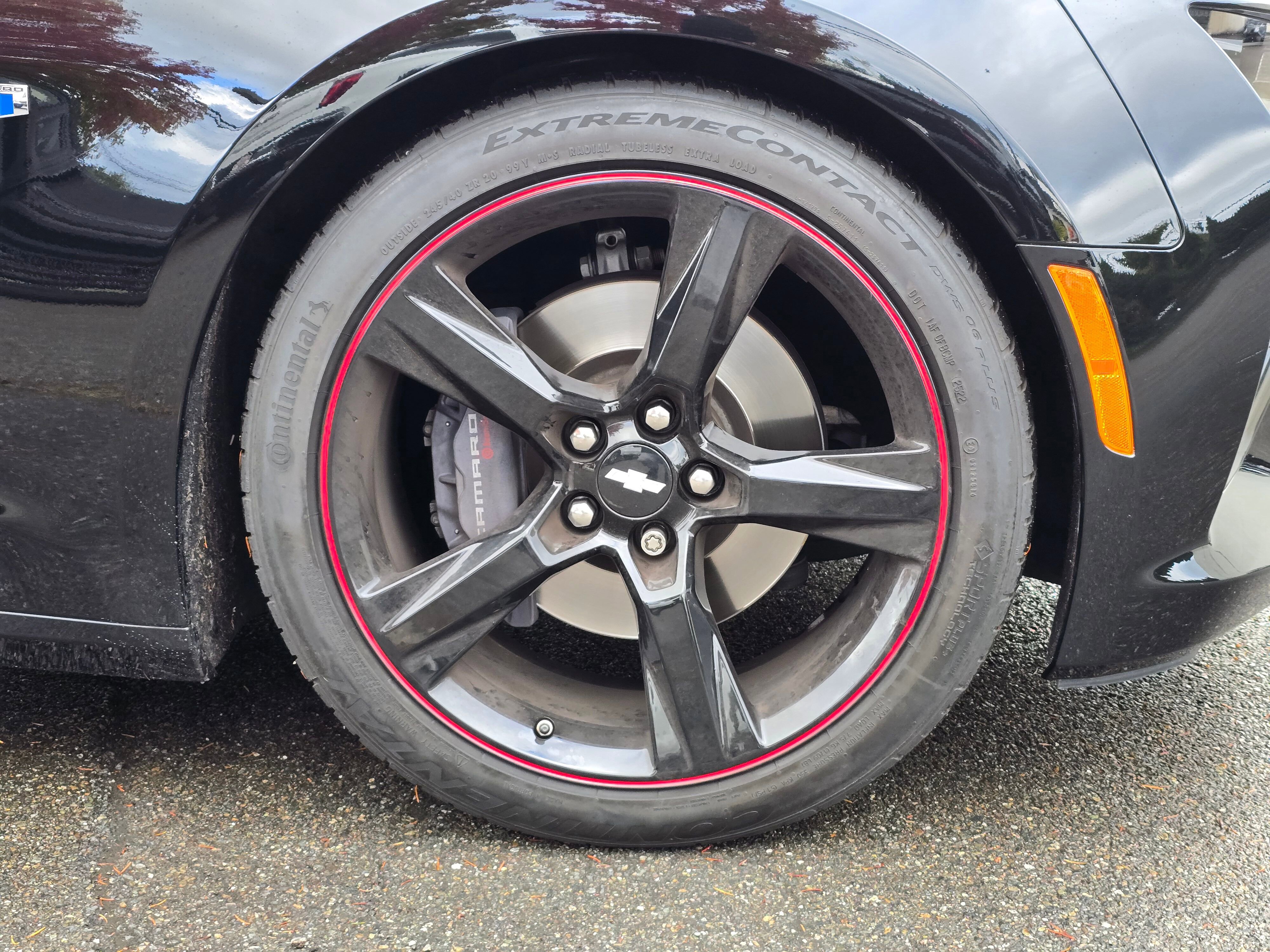 Used 2017 Chevrolet Camaro SS image 9