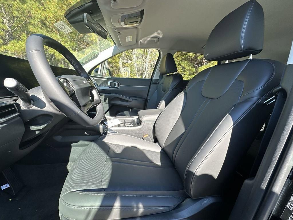 New 2026 Kia Sorento S AWD/4WD image 12