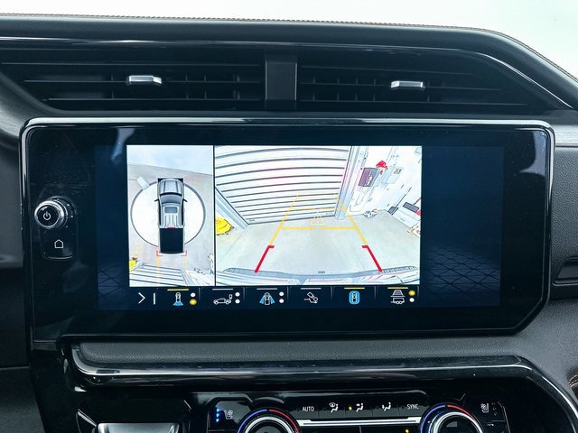 Used 2023 GMC Sierra 1500 AT4 w/ AT4 Preferred Package image 7