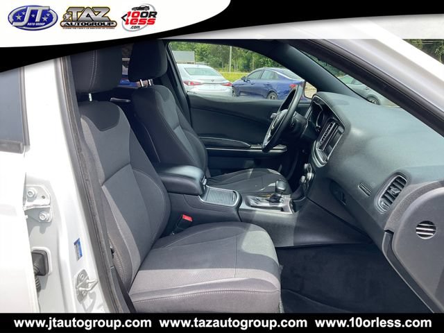 Used 2015 Dodge Charger SE RWD image 14