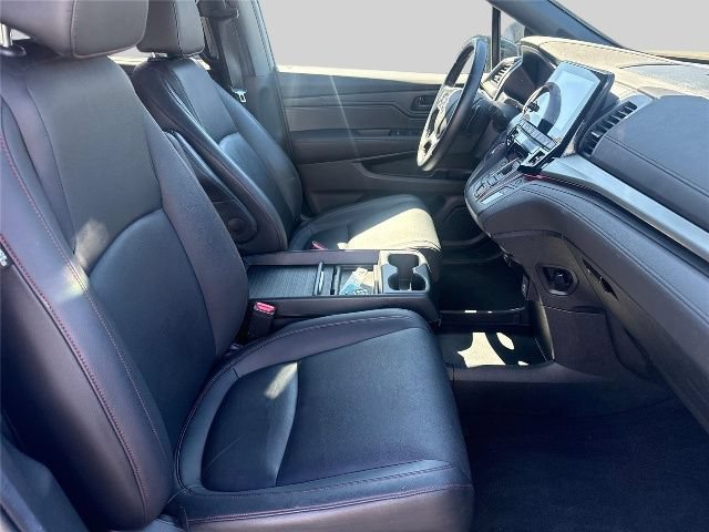 Used 2024 Honda Odyssey Sport image 17