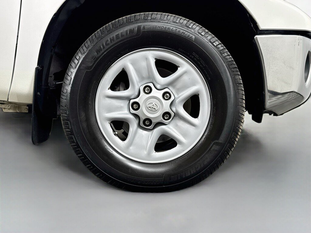 Used 2013 Toyota Tundra 2WD Double Cab image 35