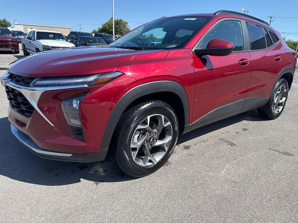 Used 2024 Chevrolet Trax LT