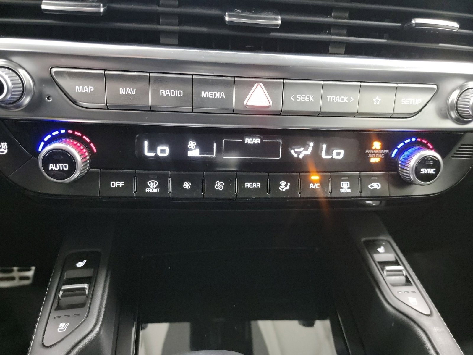 Used 2021 Kia Telluride SX w/ SX Prestige Package AWD/4WD image 21