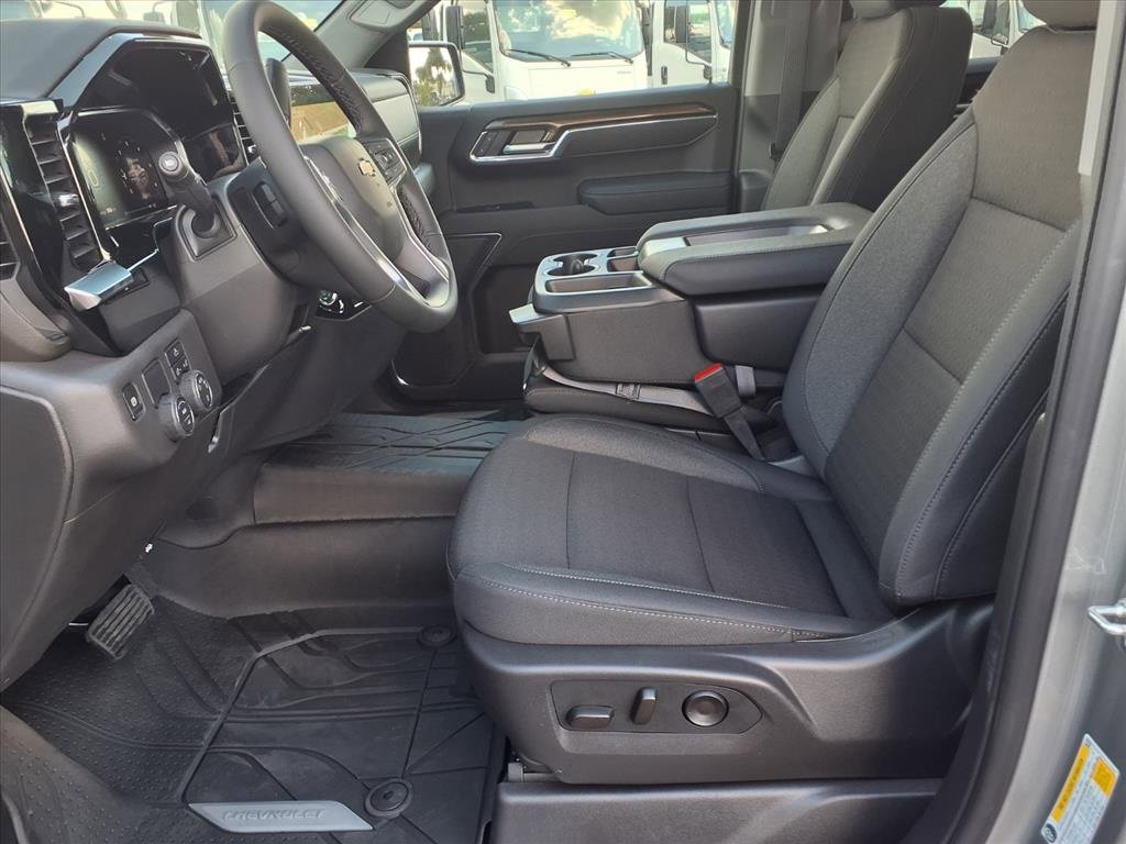 New 2026 Chevrolet Silverado 1500 LT w/ Protection Package image 6